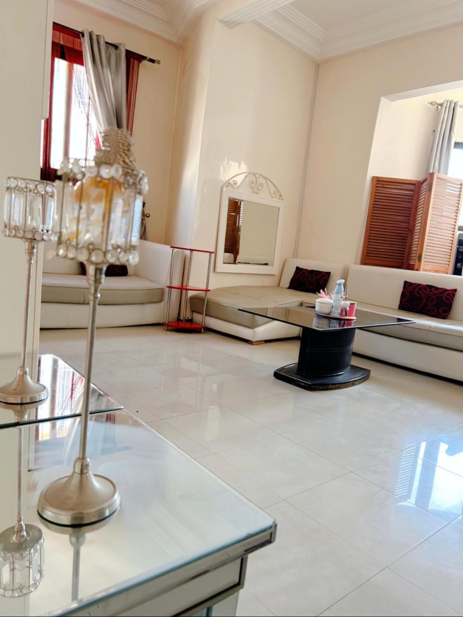 Confort Studio Meuble Apartment